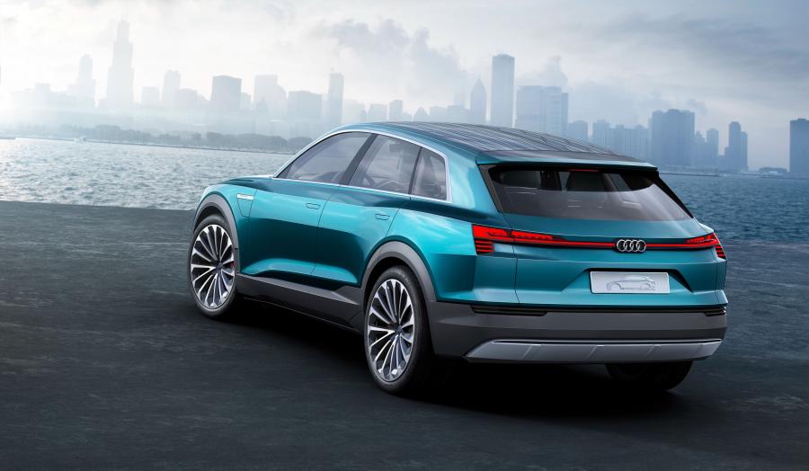  Audi e-tron Quattro Concept 2015 года  (фото 8 из 30)
